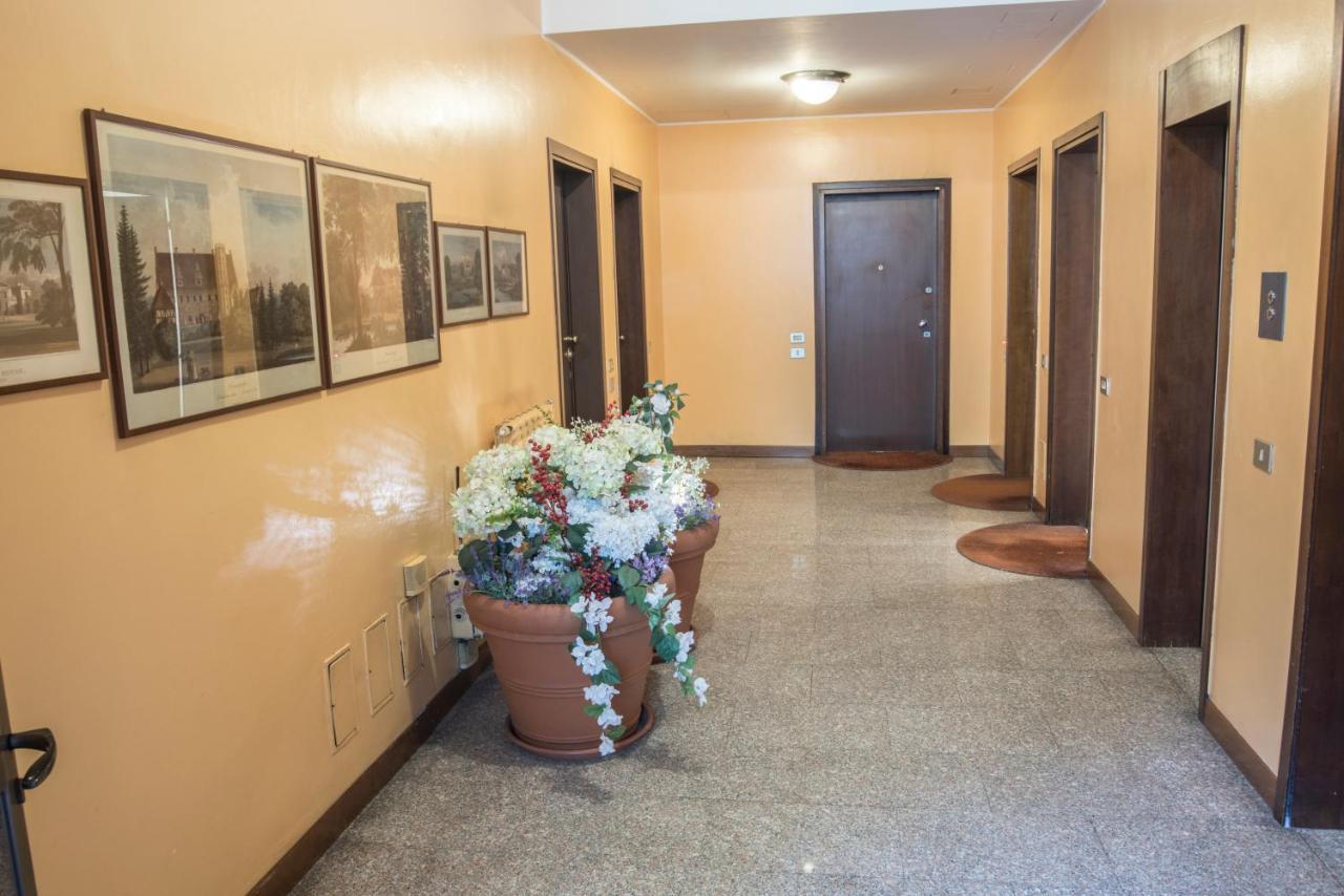 Апартаменты Renovated Flat Near Duomo - Lamarmora Милан Экстерьер фото